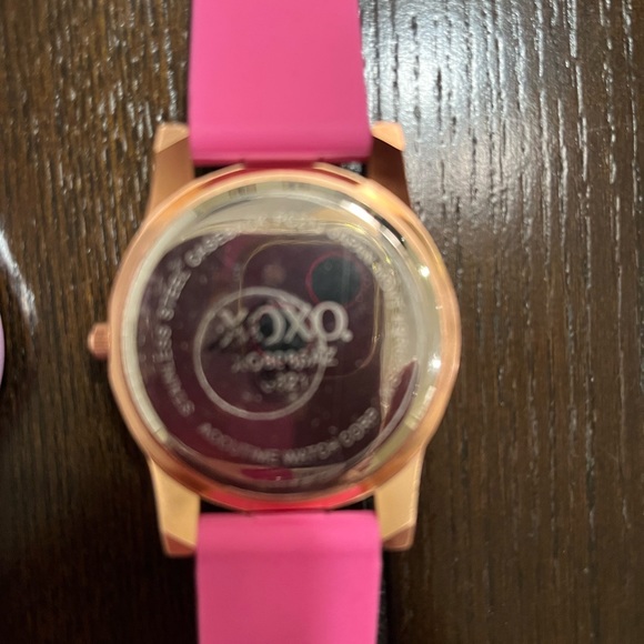 Bundle of Ladies Bling Silicone Watches - Picture 5 of 6